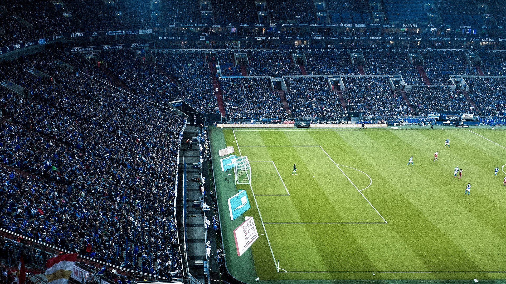 开云下载-“法甲争冠形势渐明，豪门争锋不断”，法甲竞争激烈