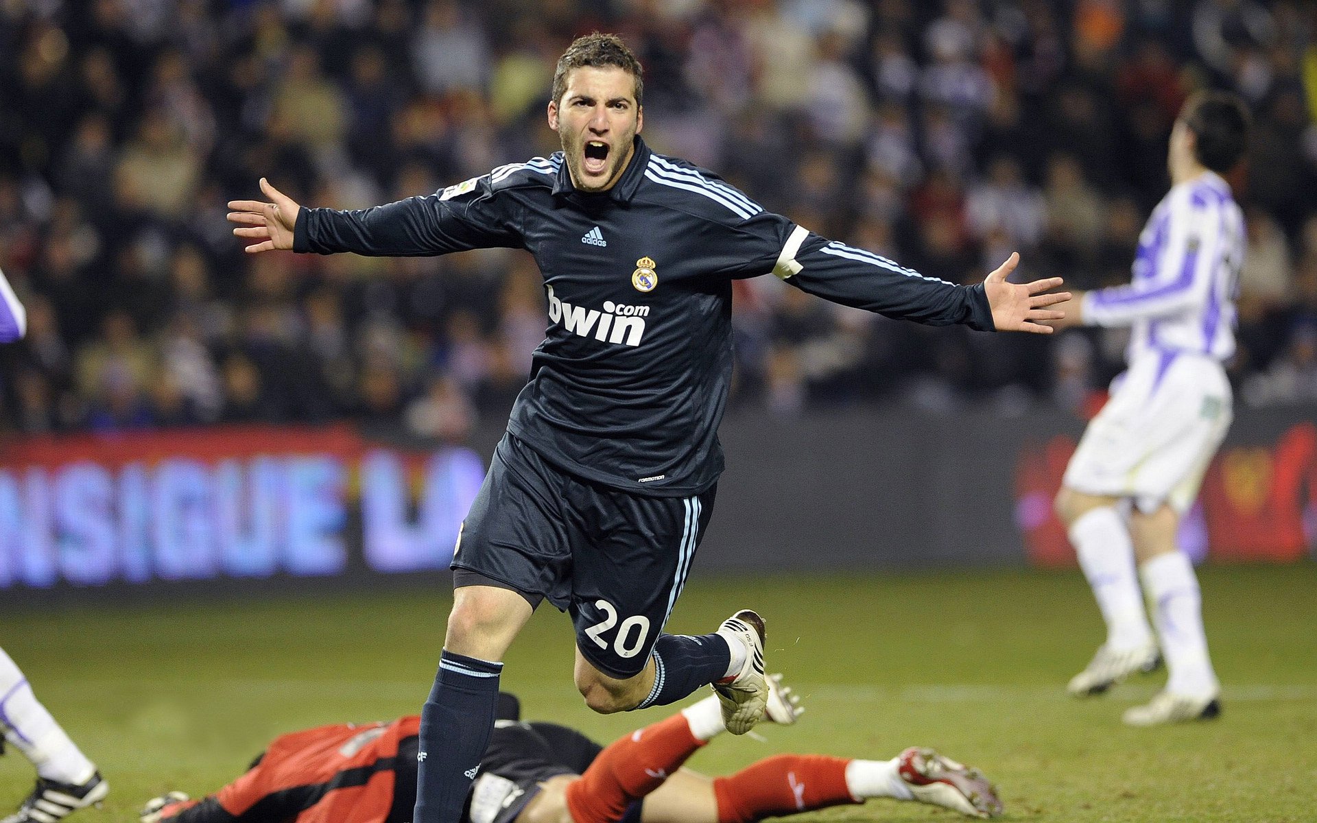 -西甲运动员薪酬增长，职业保障增强，西甲球员工资排行榜